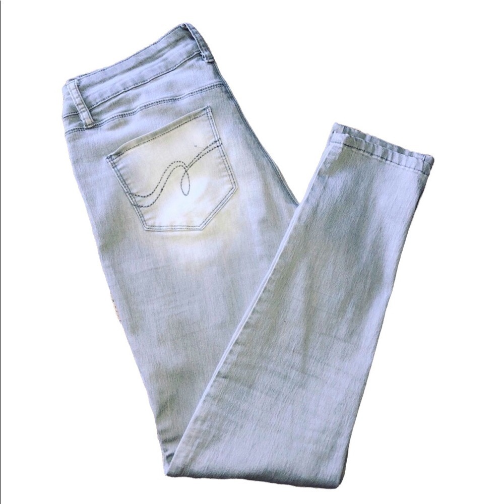 Light Gray Skinnies Sz 6